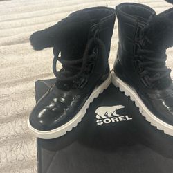 Waterproof/impermeable SOREL BOOTS
