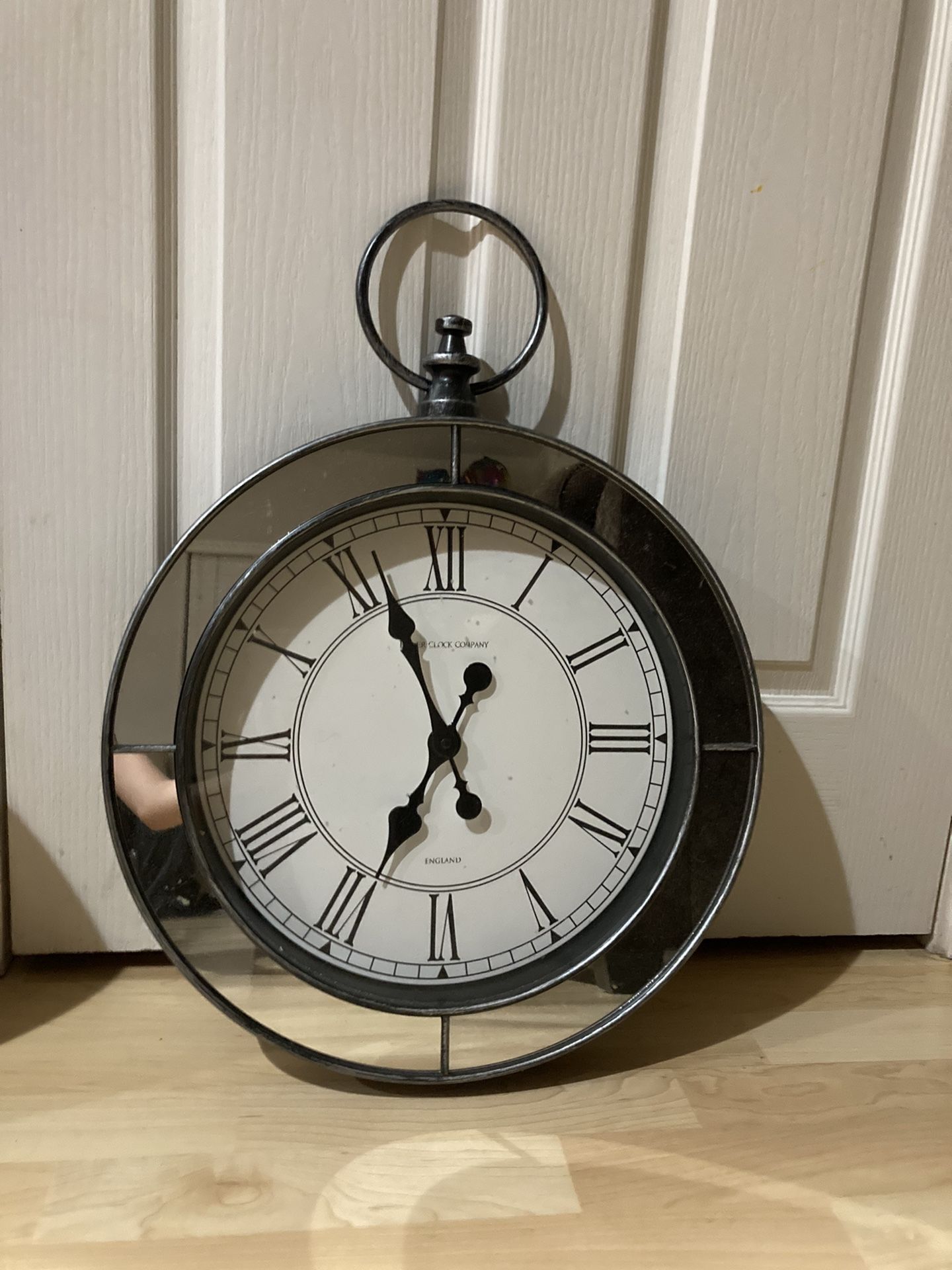 Clock 