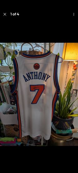 Carmelo Anthony Signed Knicks Jersey-