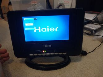 Haier HLTD7 Portable Digital LCD TV/DVD Combo
