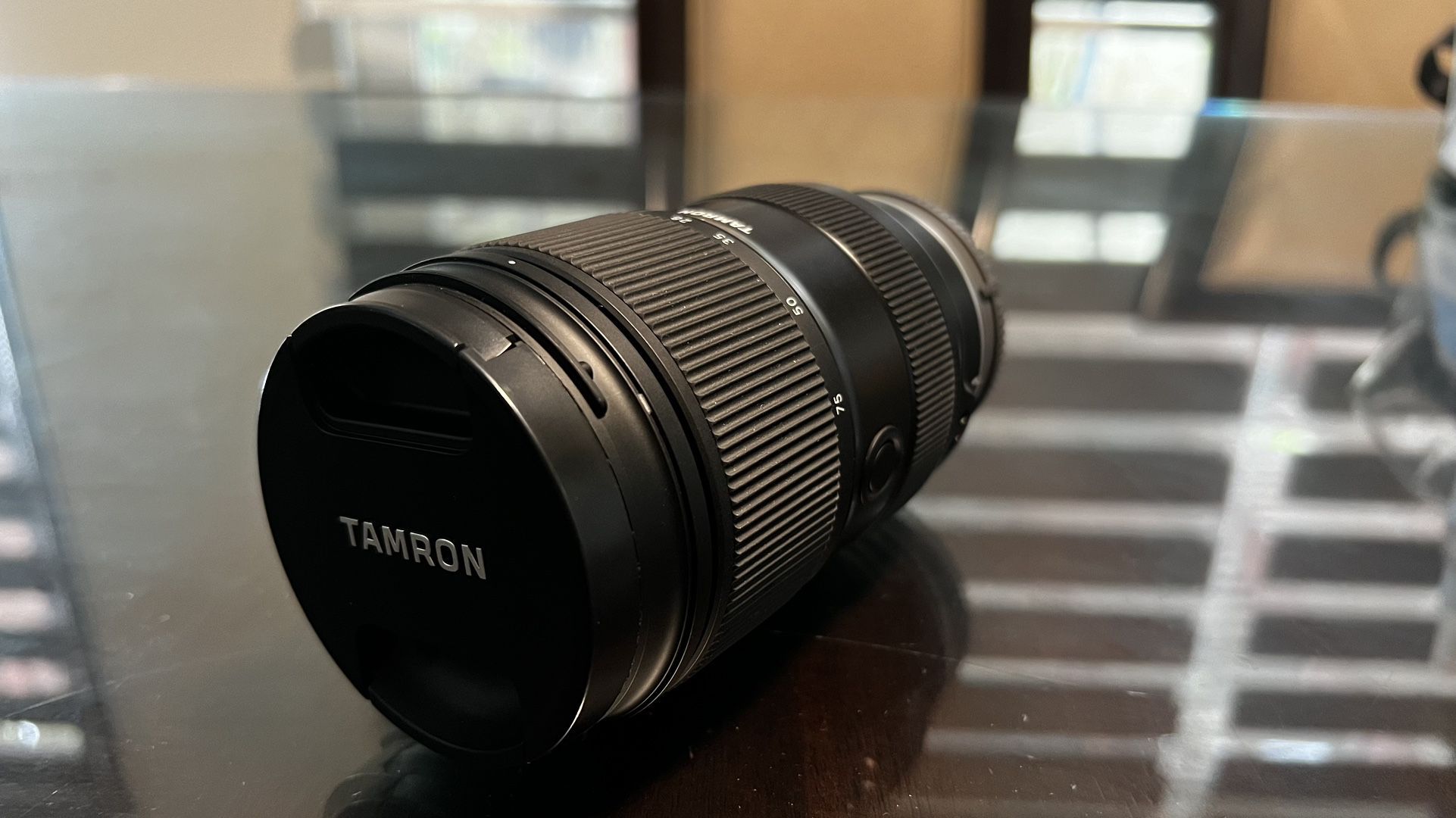 Tamron 28-75mm f/2.8 Zoom Lens for Sony E-Mount - Black, Used (A063 Di III VXD G2)