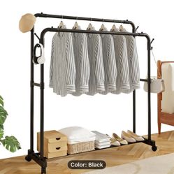 cloth hanger with Wheels 