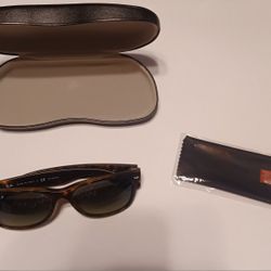Ray-Ban New Wayfarer Polorized Sunglasses 
