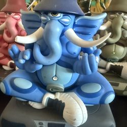 KIDROBOT DOZE GREEN- Displayed - See Street Value 