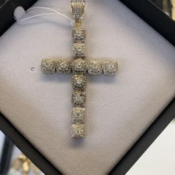 GREAT CONDITION DIAMOND CROSS PENDANT