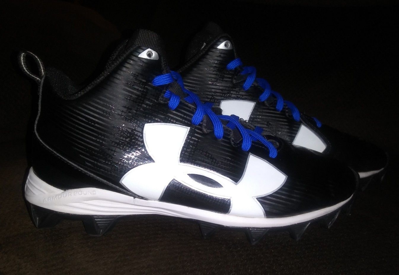 Football Cleats Youth size 4.5