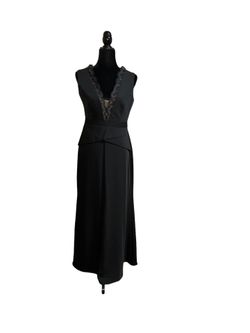BCBGMAXAZRIA BLACK ALYZA DEEP V LACE INSERT DRESS XVR63D39/L309A for Sale  in Tulsa, OK - OfferUp
