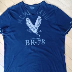 Banana Republic Men's T-shirt Size XL