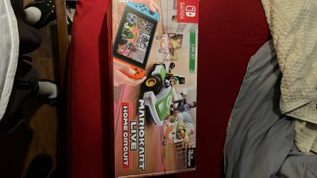 Nintendo Switch Mario kart Live Home Circuit(Luigi set)