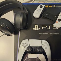 Ps5 digital / 1tb ssd memory upgrade/ Sony 3d pulse wireless headset