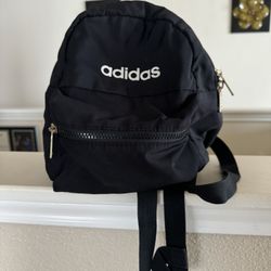 Adidas Mini BackPack Black 10"x8" Linear ll Travel Size Bag Soft Zipper Closure 