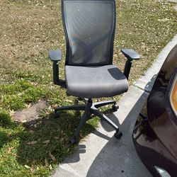 Modern Office Swivel Chair