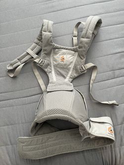 Ergobaby Alta Baby Hip Seat Carrier - Pearl Grey- Like New