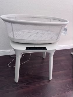 4 moms mamaroo sleep bassinet