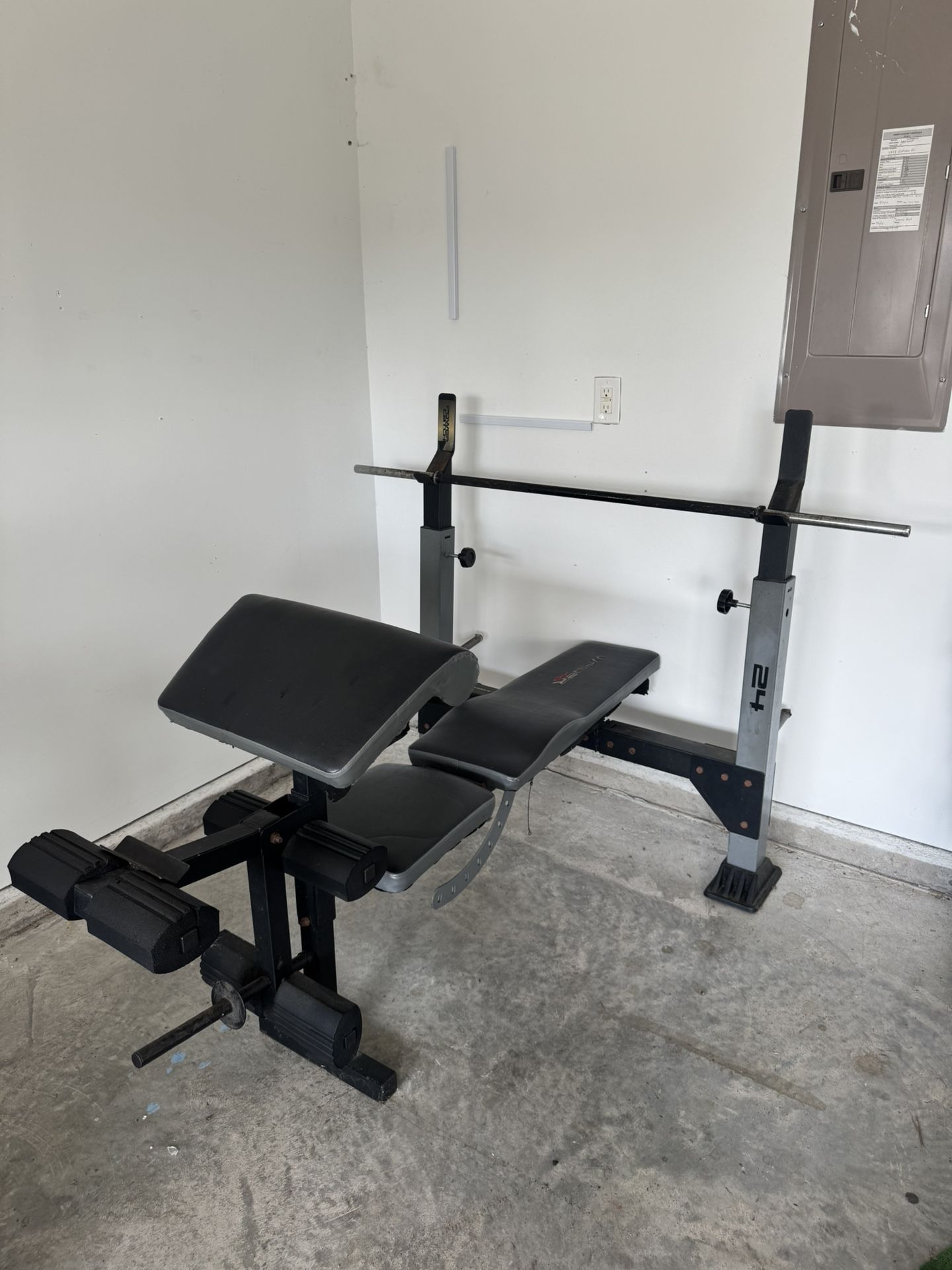 Weight Bench & Leg Extension