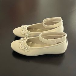 Girls Shoes Size 1