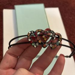 Sparkling Rhinestone Heart Headband - Elegant Black Metal Design