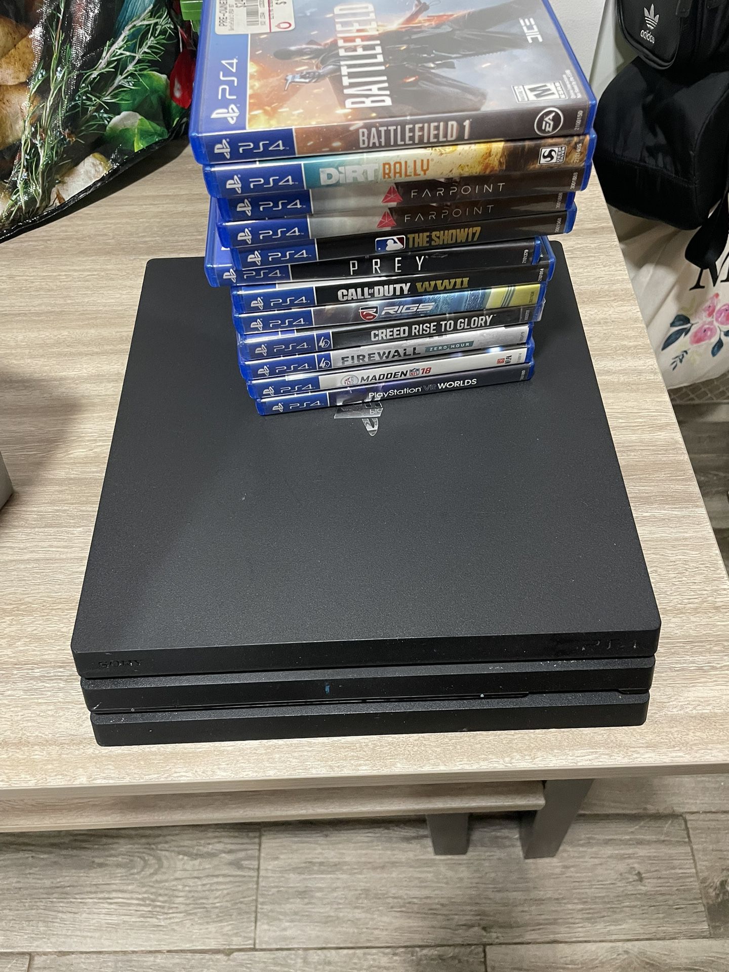 Ps4 With 12 Games 