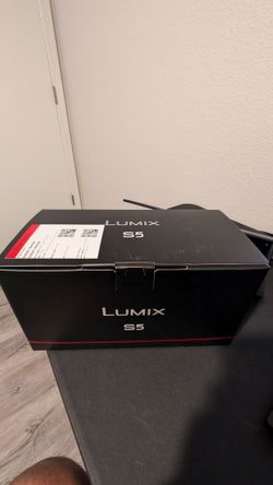 Panasonic Lumix S5 Mirrorless Camera (DC-S5) with Box