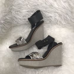 Steve Madden Wedge Sandals 9