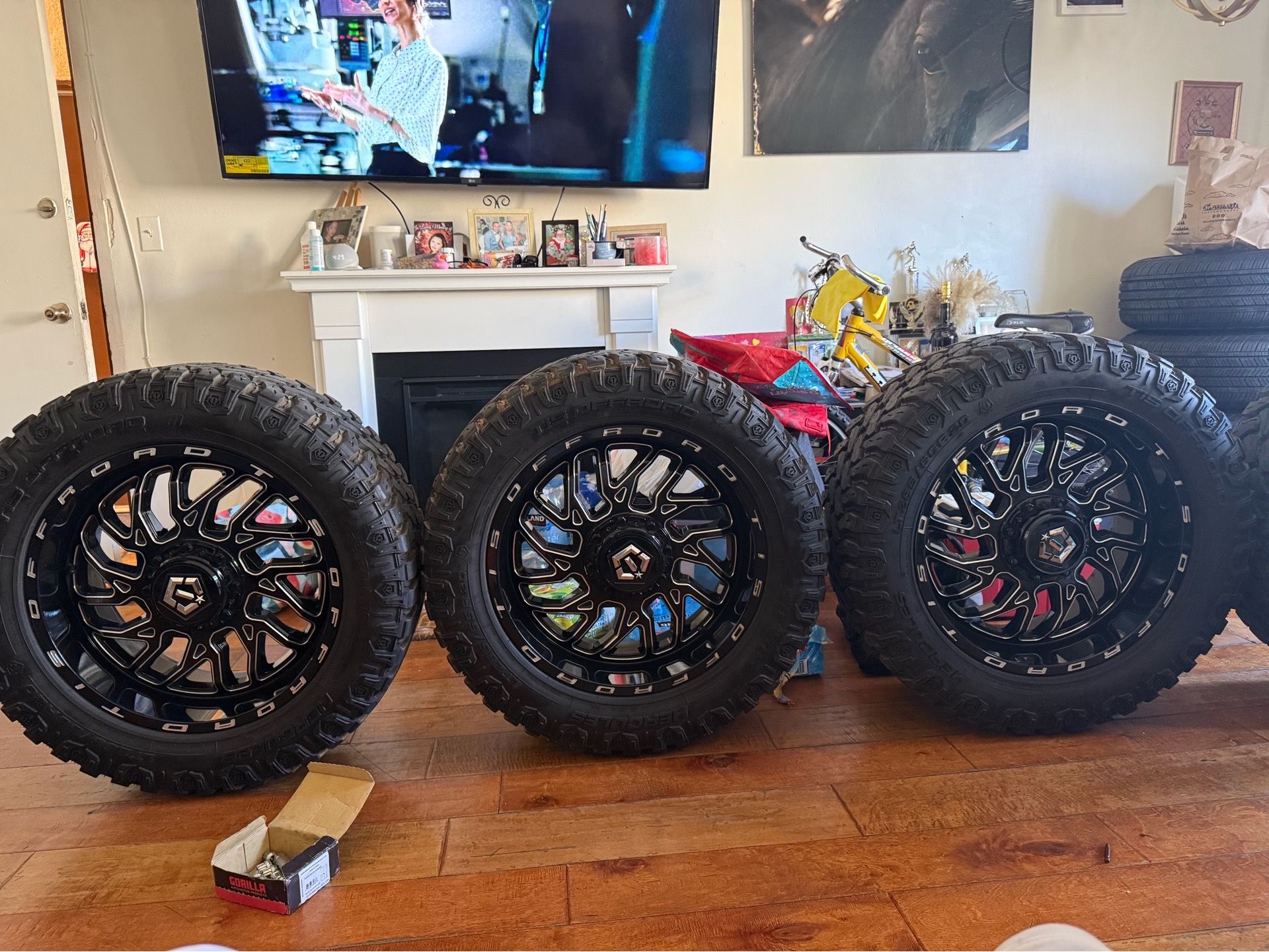 Tis Rims Off road rines y llantas tis for Sale in Canoga Park, CA - OfferUp