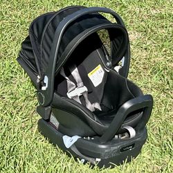 Peg Perego Primo Viaggio 4-35 Lounge Infant Car Seat and Base