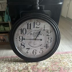 Antique Style Wall Clock