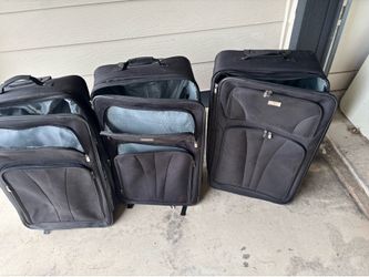 3 suitcases