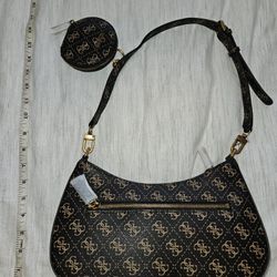 New Guess Purse With Small Coin Bag
