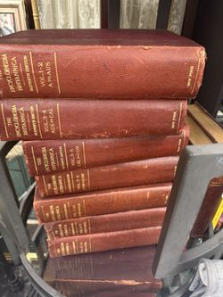 20th Century Full Set Of Encyclopedia Britannica 