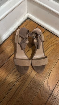 Women’s Size 7 Franco Sarto Nude Heels