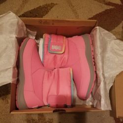 Brand New Girl's UGG Waterproof Boots Pink Size 3