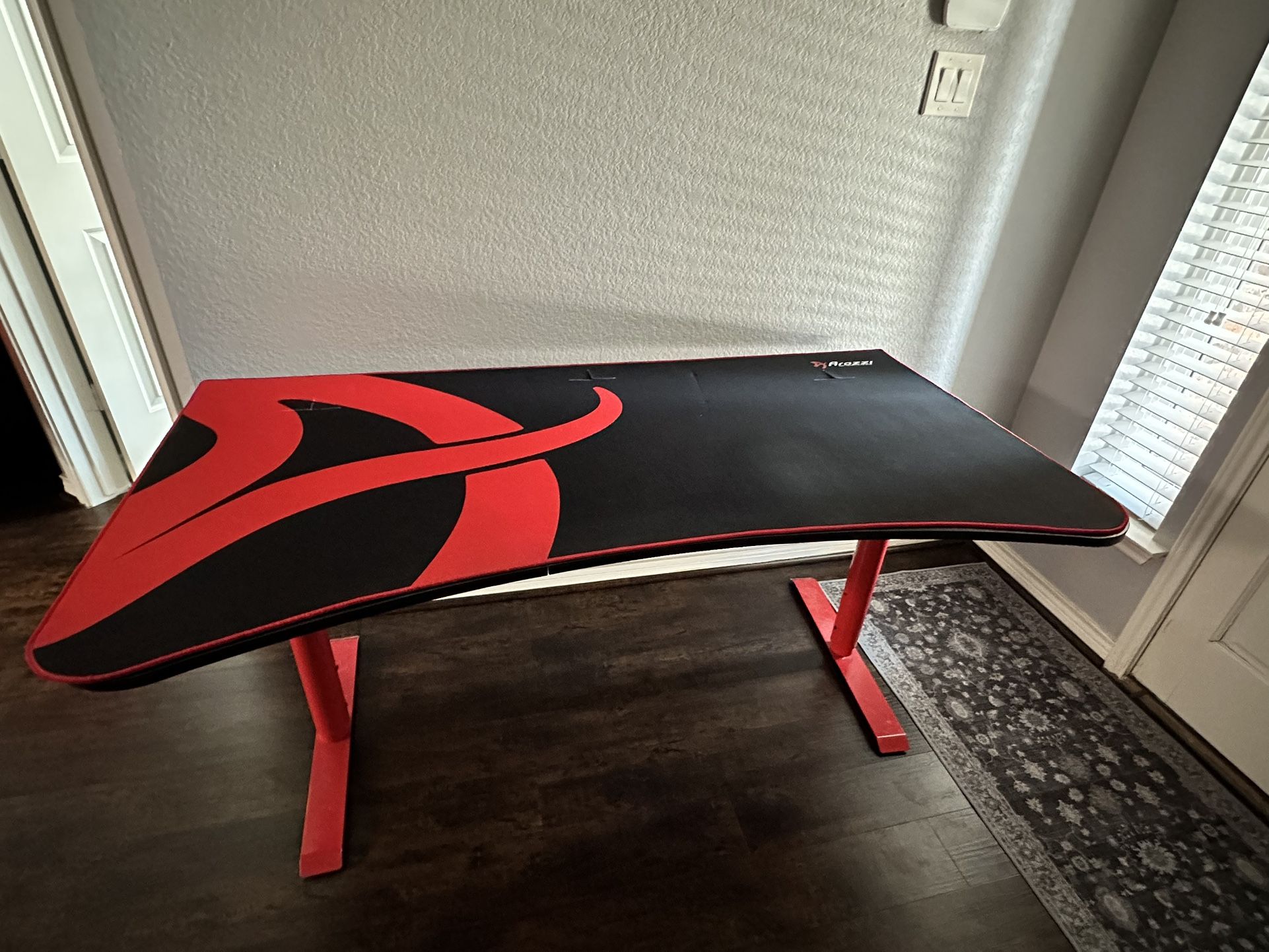 Arozzi Arena Ultrawide Curved Gaming Desk Black with Red Accents