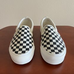 Vans OG Classic Slip On Checkerboard - Men’s 10 / Women’s 11.5