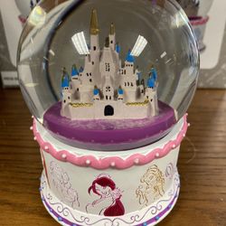 Disney Princess Snowglobe