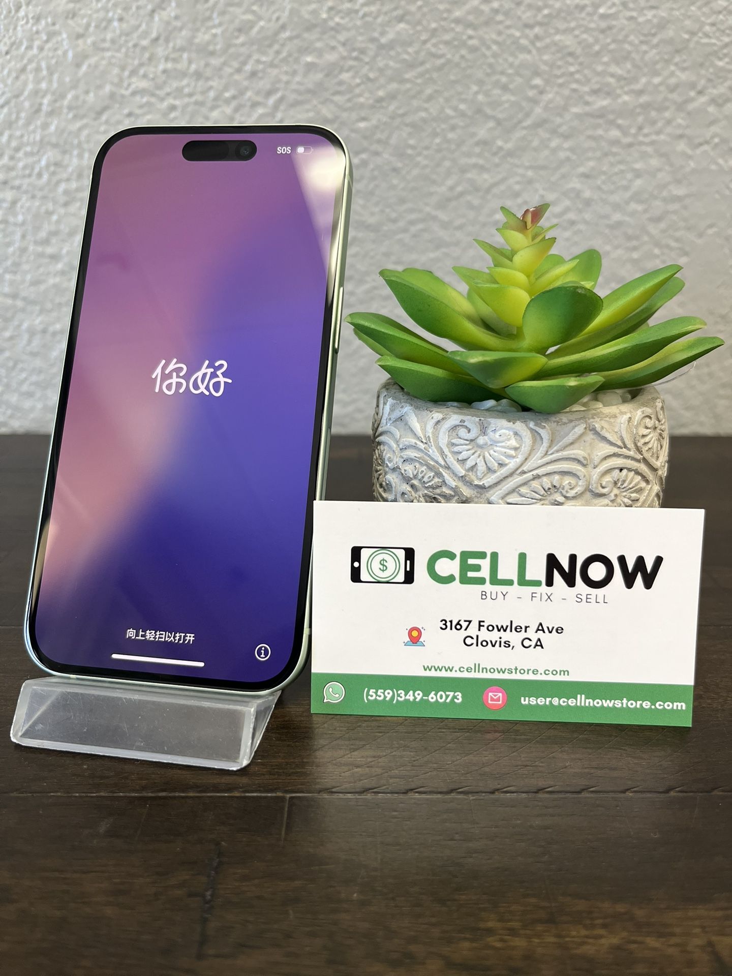 iPhone 15 Xfinity 128GB - Green
