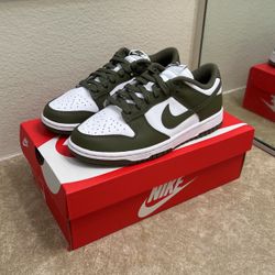 Nike Dunk low Olive 8w