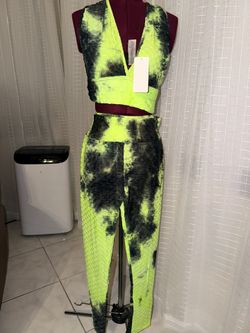 Two Piece Set 