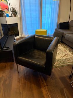 IKEA KLAPSSTA Black Faux Leather Lounge Chair