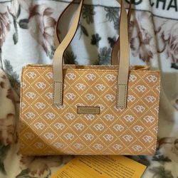 Dooney And Bourke East West Shopper