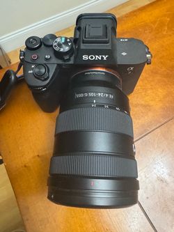 Sony ax7 IV Like New
