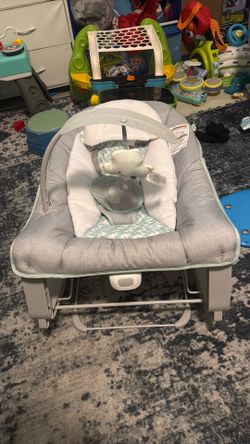 Vibrating Baby Rocker