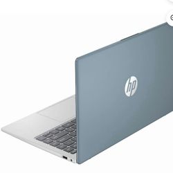 Portátil HP con pantalla de 14",4 GB de RAM y 128 GB de almacenamiento. Disponible Contado (Cash Offer)
