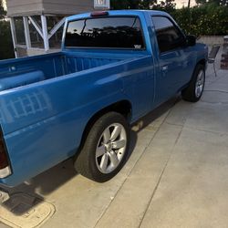 1997 Nissan Pickup