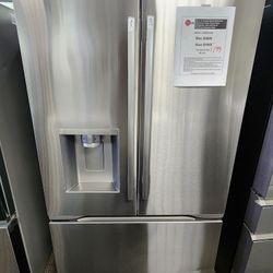 24 cu. ft. Counter Depth MAX Zero Clearance 3-Door French Door Refrigerator with Craft Ice in PrintProof Stainless Steel