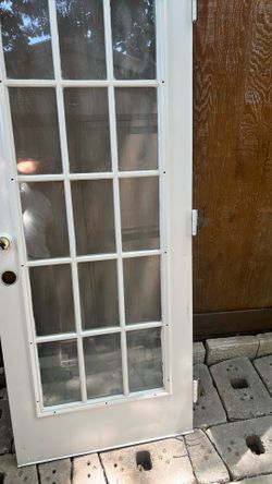 32 Inch  Exterior Backdoor Good Condition