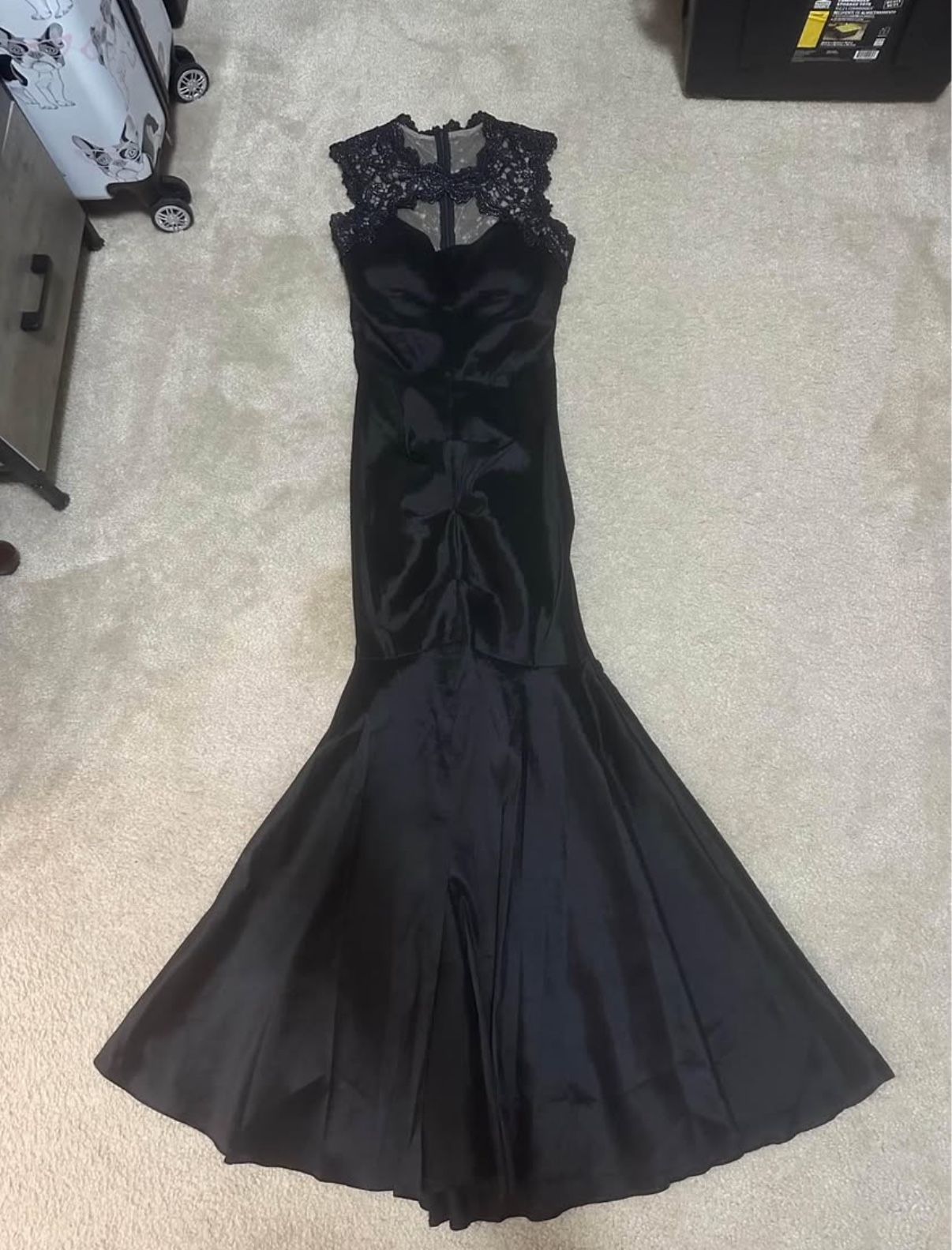 Xscape Joanna Chen Black Mermaid Lace Evening Gown Formal