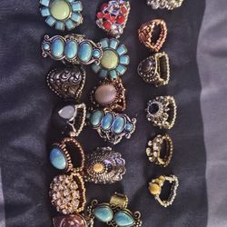 Rings $2 Each & 20 Pieces 