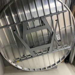 Aluminum Round Party Table 