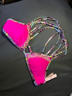 Victoria’s Secret bikini Top